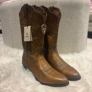 Ariat Women’s Heritage Western R Toe Copper Brown Boots - Size 9.5